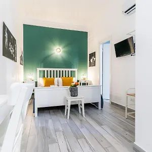 https://giorgio-i.palermohotels.org
