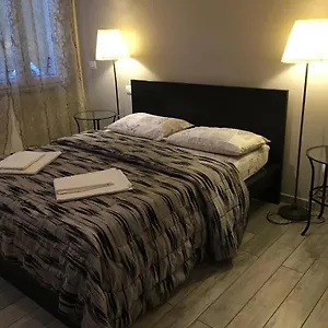 Real Fly Bed and breakfast Bolonia