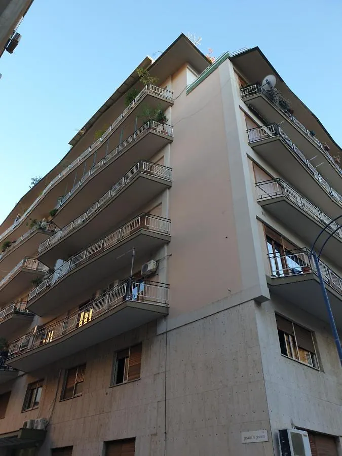 Alojamento de Acomodação e Pequeno-almoço Alba Central City Palermo Itália